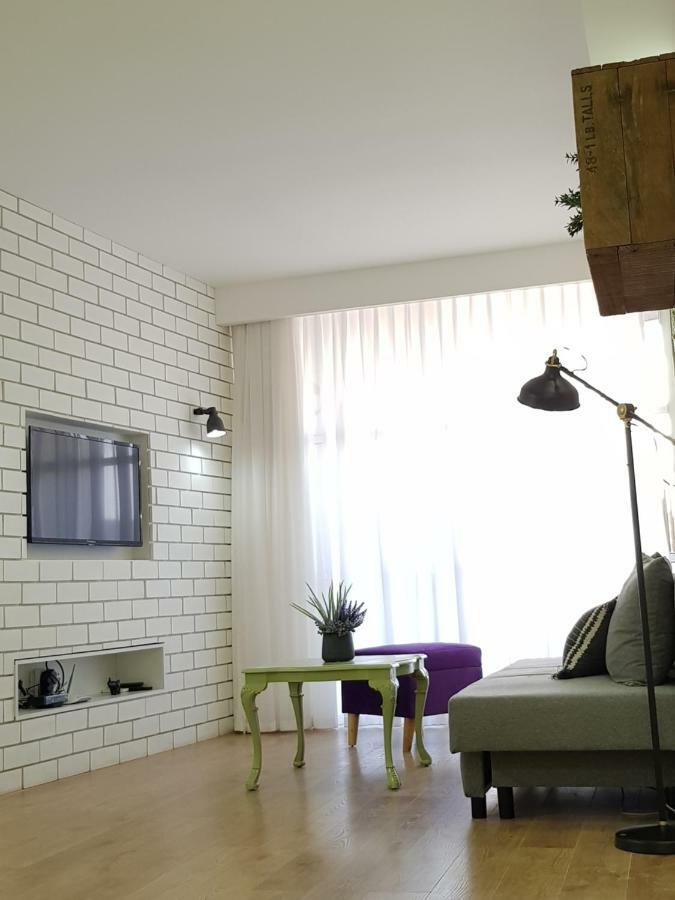 Stylish Apartment With A Patio Close To The Beach Ейлат Екстер'єр фото